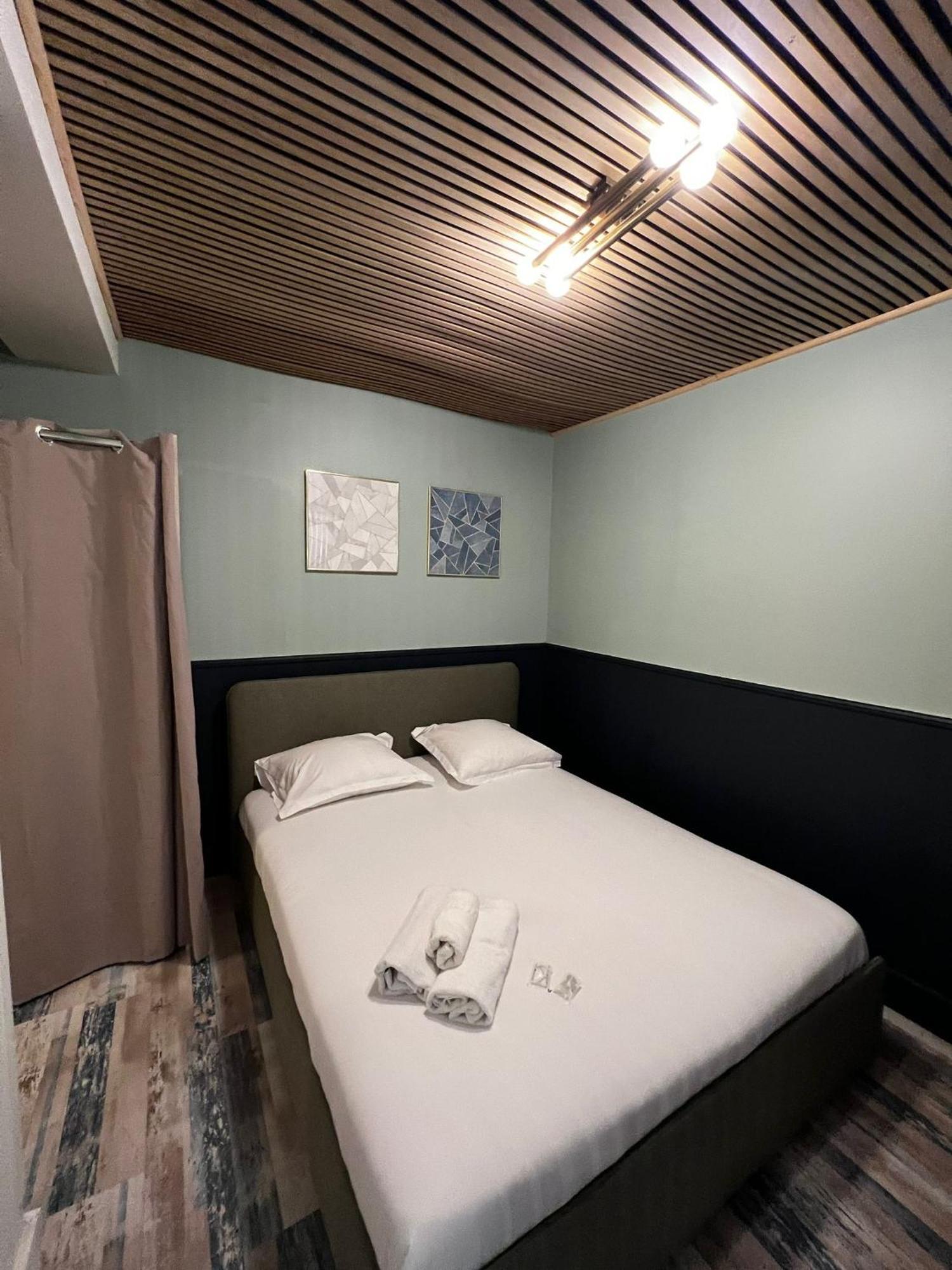 Apartmán Joli 2 Pieces Proche Marais Paříž Exteriér fotografie